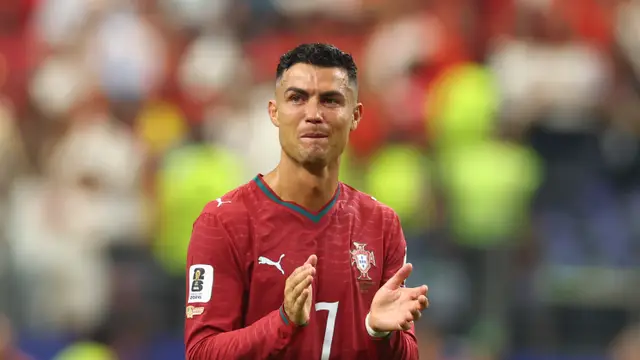 Cristiano Ronaldo responds as thousands of fans mistakenly mob bride on ‘his wedding day’